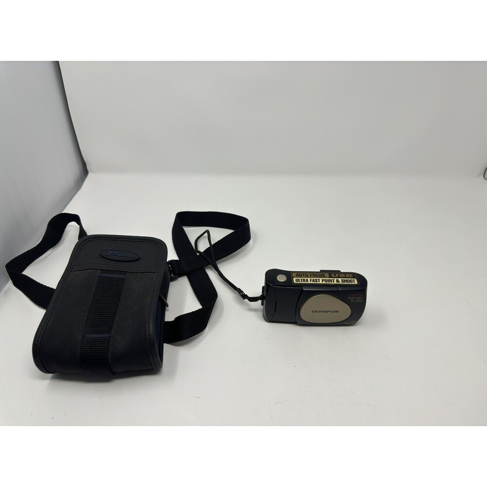 Olympus Camedia Brio D-100 1.2MP Digital Camera W/Case & 32MB (Read)
